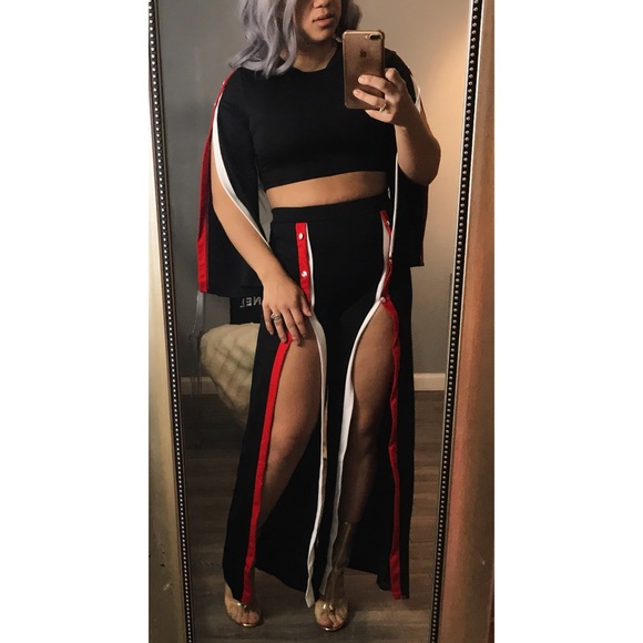 Two piece set - Picture 2 of 4